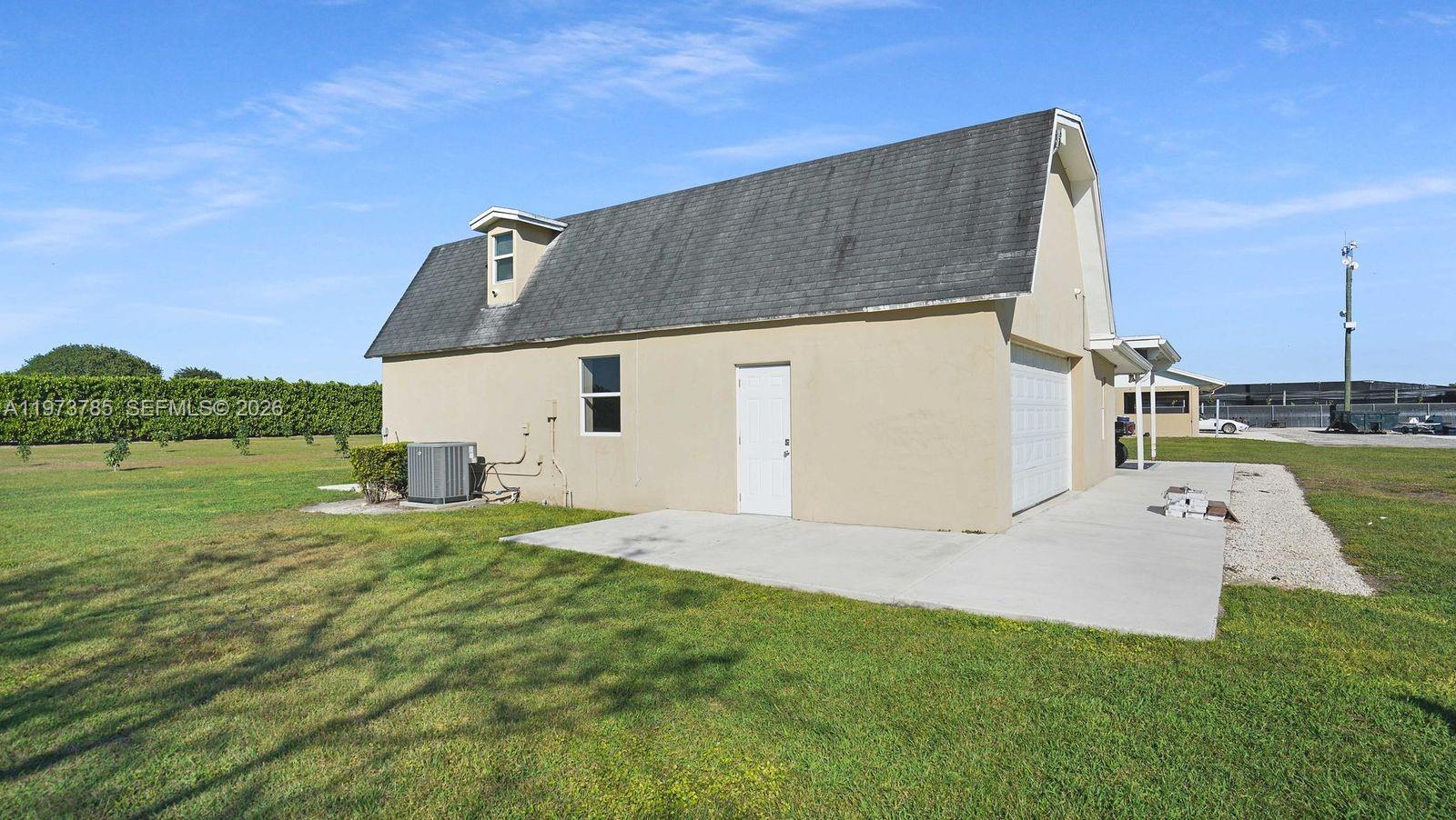 25025 SW 202nd Ave Homestead, FL 33031