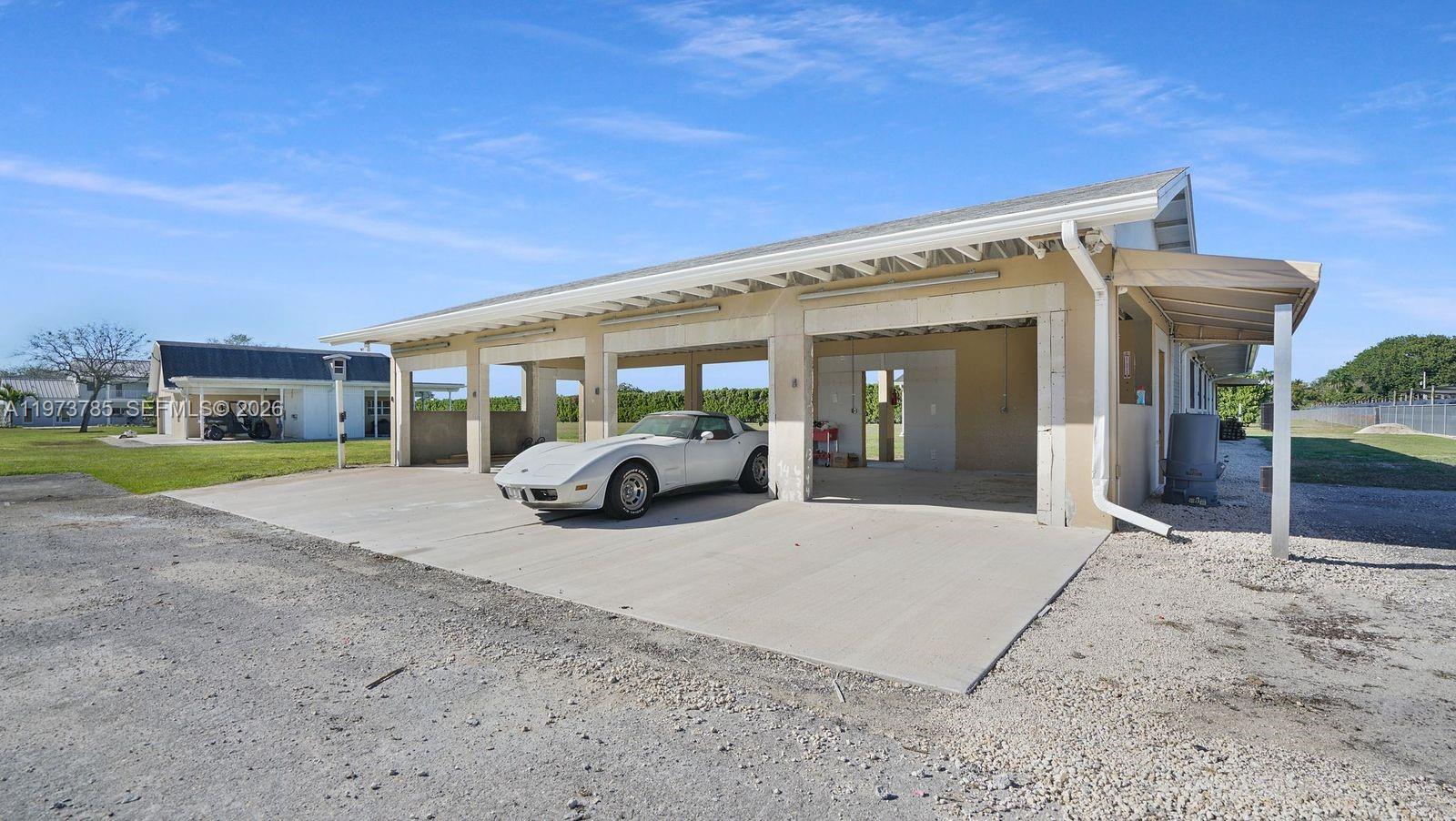 25025 SW 202nd Ave Homestead, FL 33031