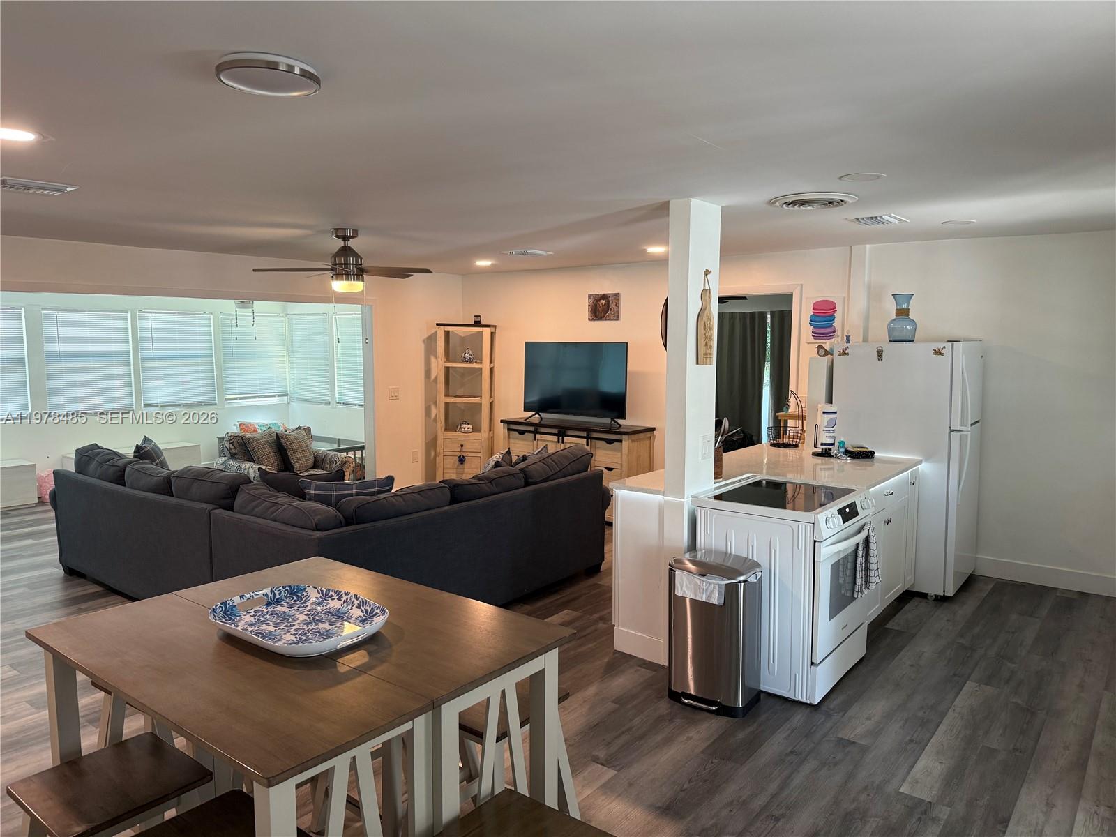 1942 Roseate Ln Other, FL 33957