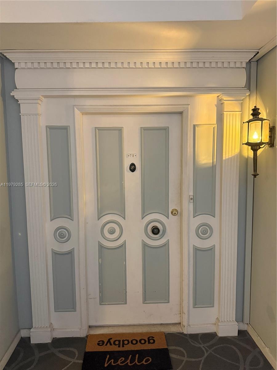 5255 Collins Ave #7B Miami Beach, FL 33140