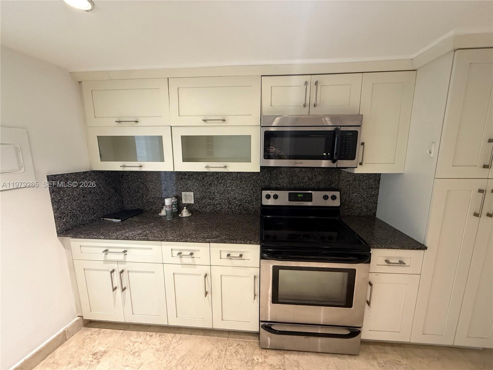 5255 Collins Ave #7B Miami Beach, FL 33140