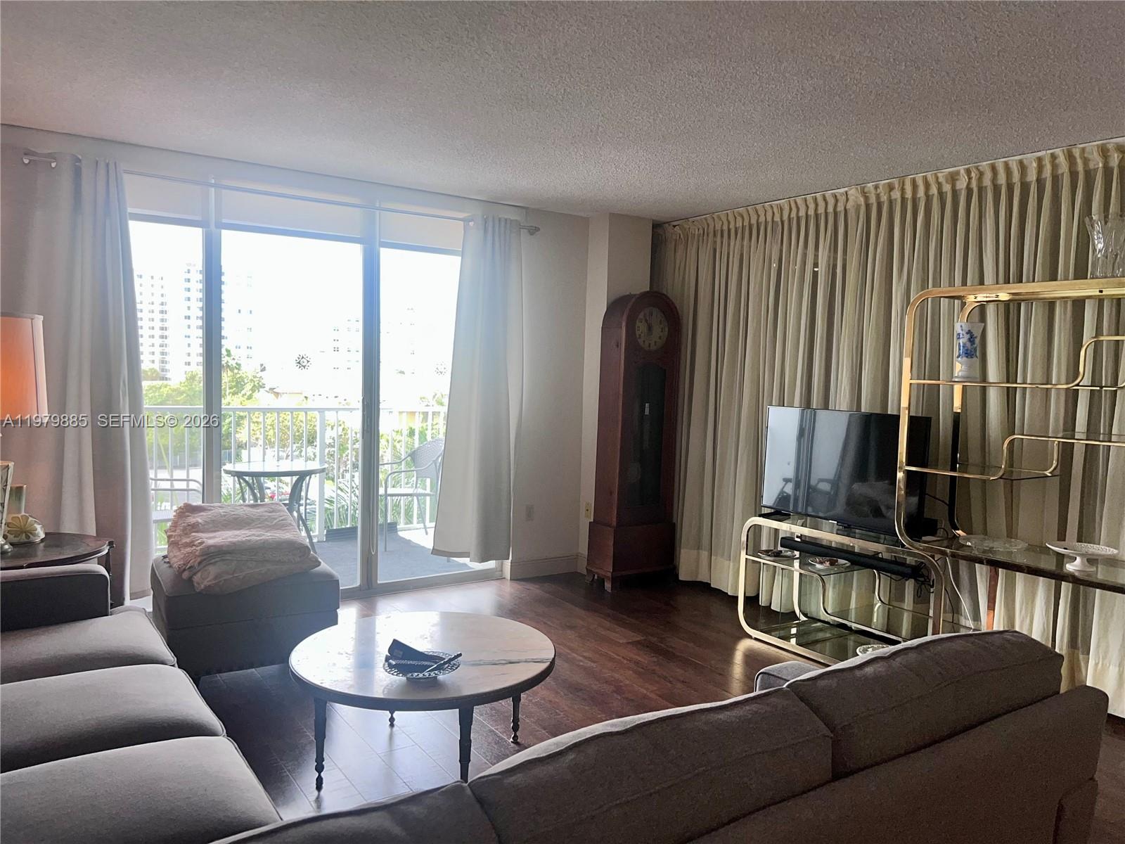 2801 NE 183rd St #507W Aventura, FL 33160