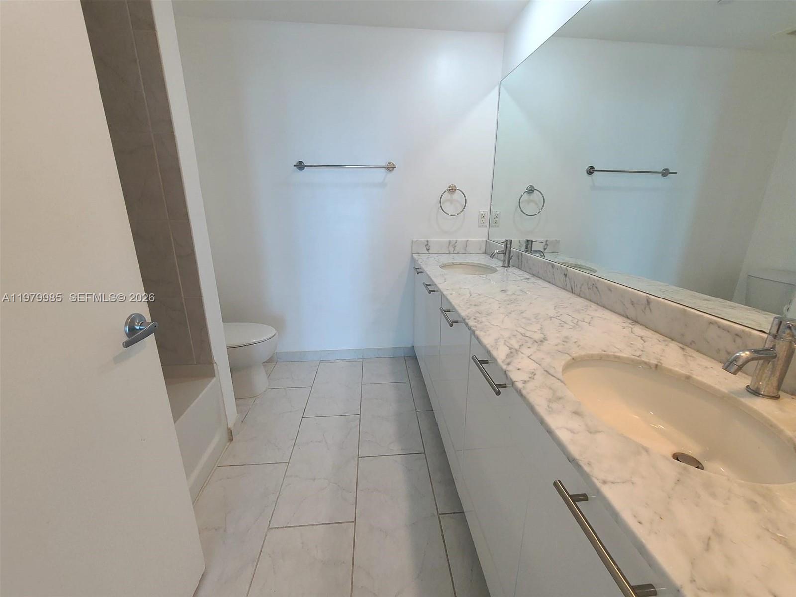 image The Plaza on Brickell West15