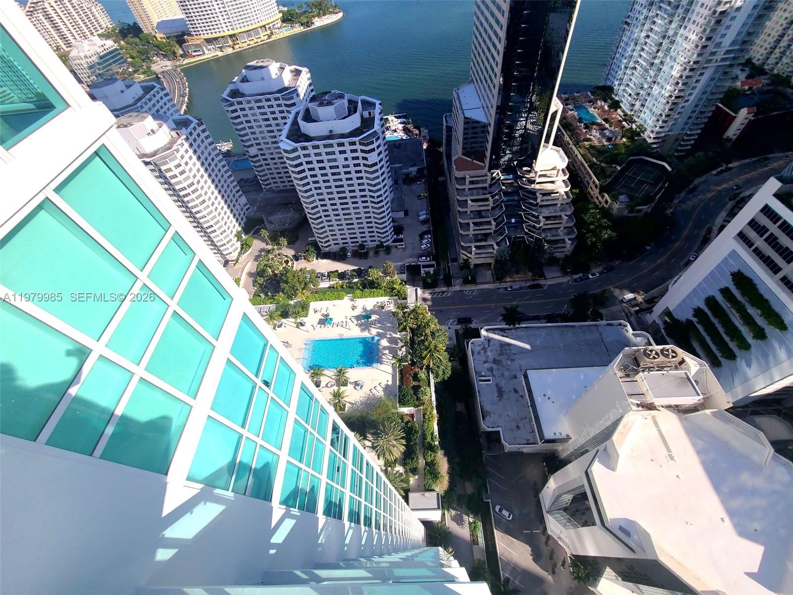 image The Plaza on Brickell West18