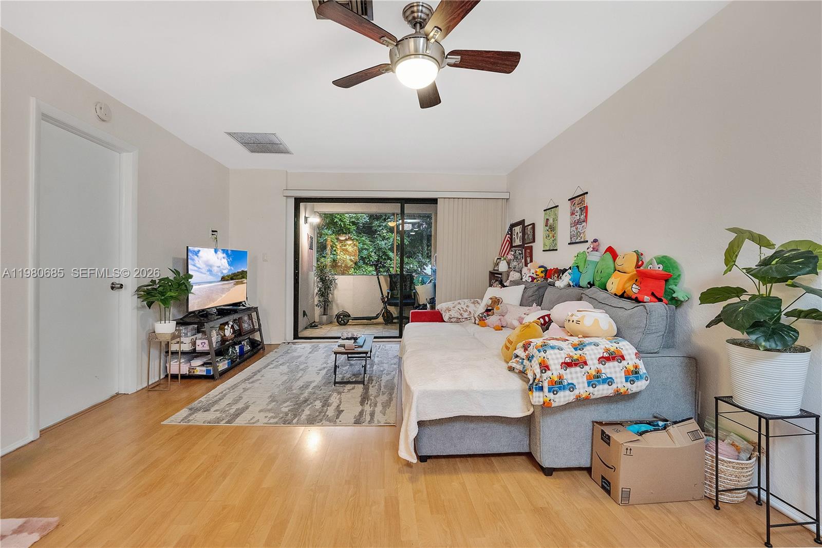 3777 NW 78th Ave #15G Davie, FL 33024