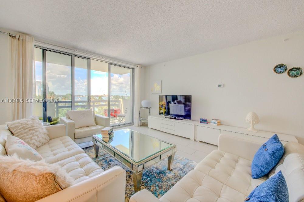 1500 Bay Rd #528S Miami Beach, FL 33139