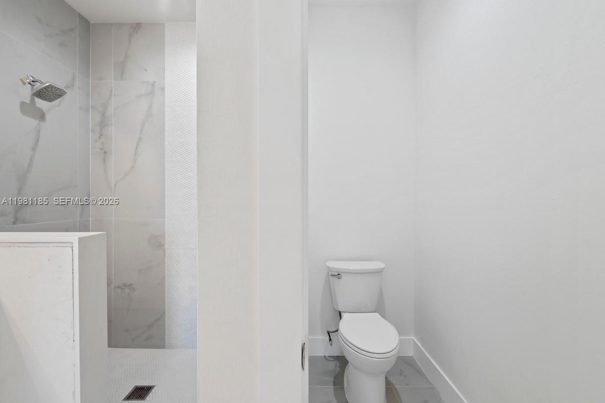 1107 SE 38th St Cape Coral, FL 33904