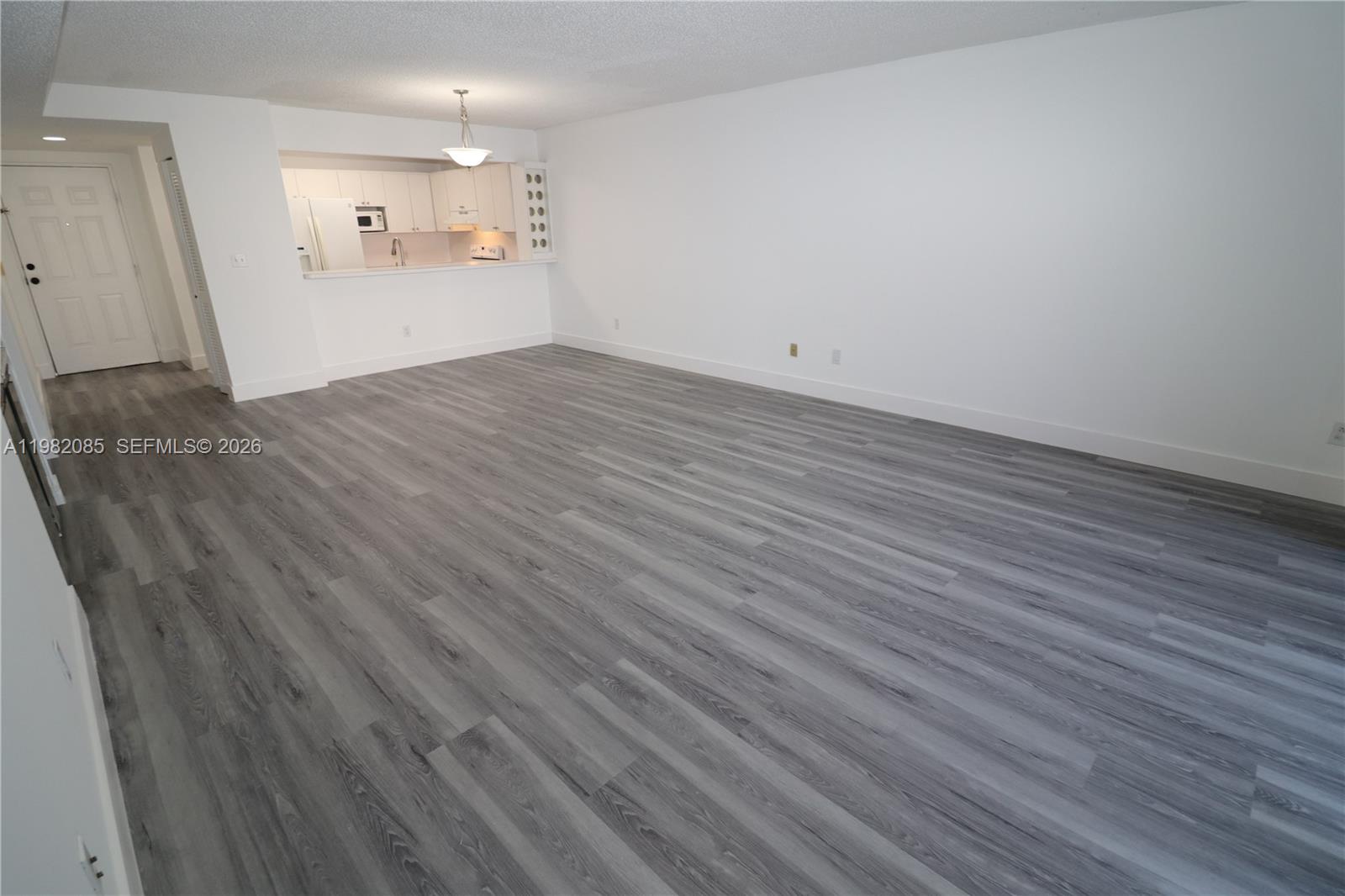 16531 NE 35th Ave #103 North Miami Beach, FL 33160