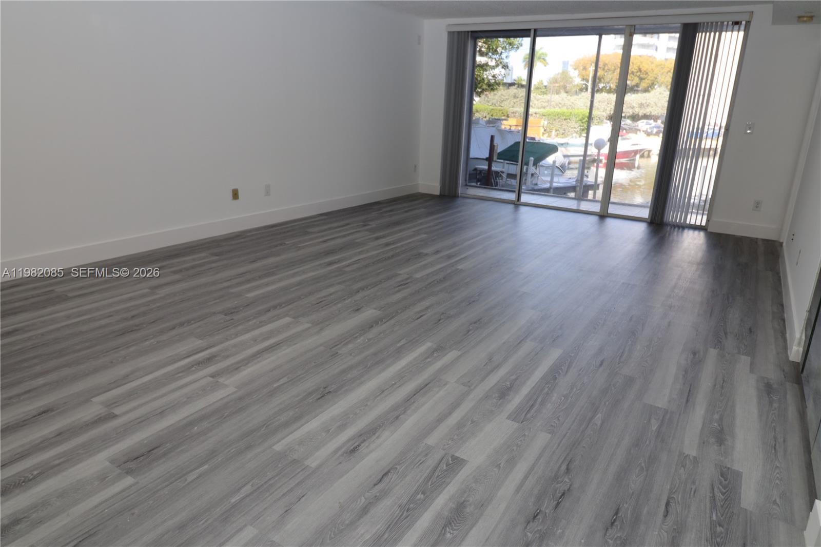 16531 NE 35th Ave #103 North Miami Beach, FL 33160