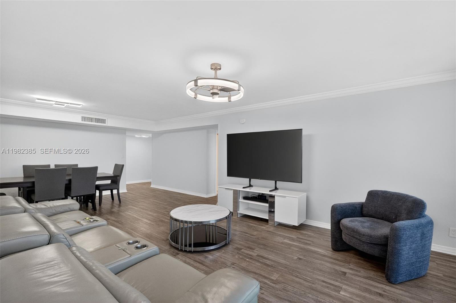 Undisclosed Address Miami Beach, FL 33140