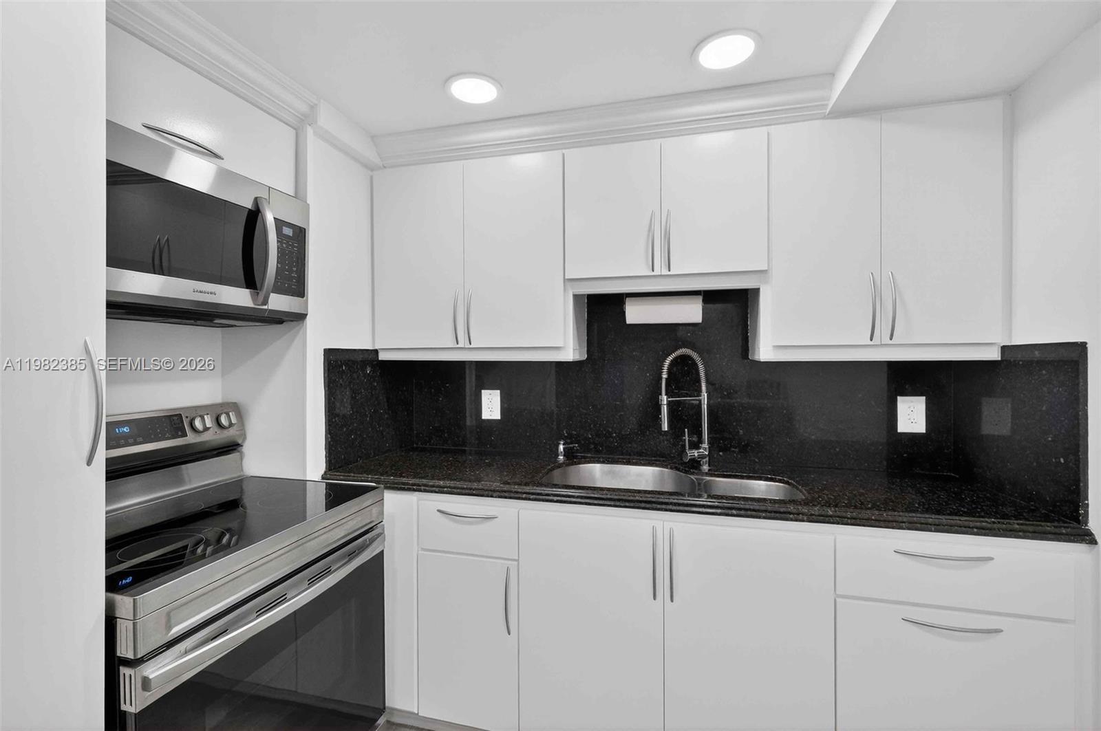 Undisclosed Address Miami Beach, FL 33140