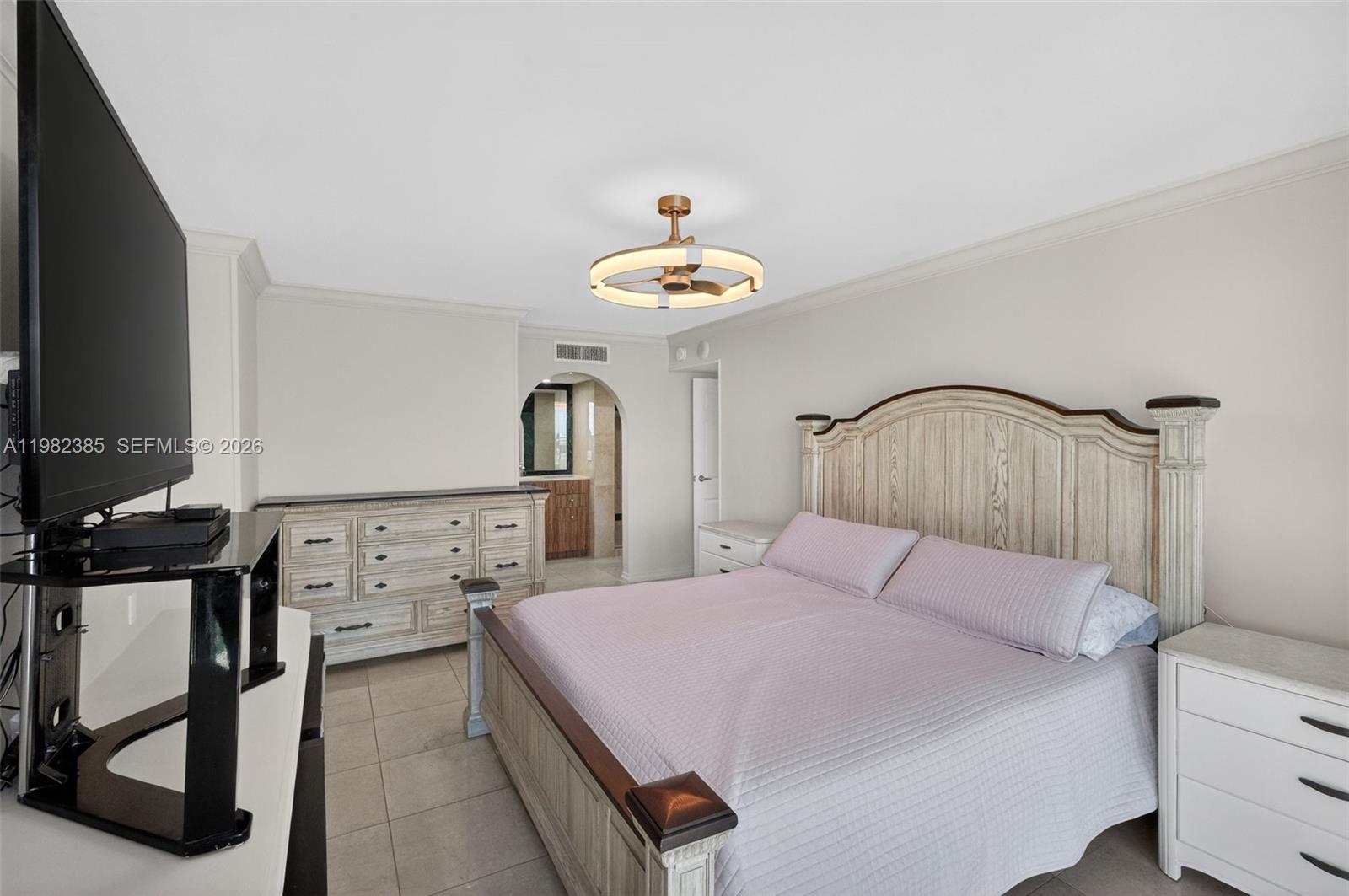 Undisclosed Address Miami Beach, FL 33140