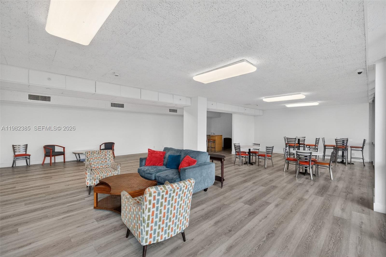 Undisclosed Address Miami Beach, FL 33140