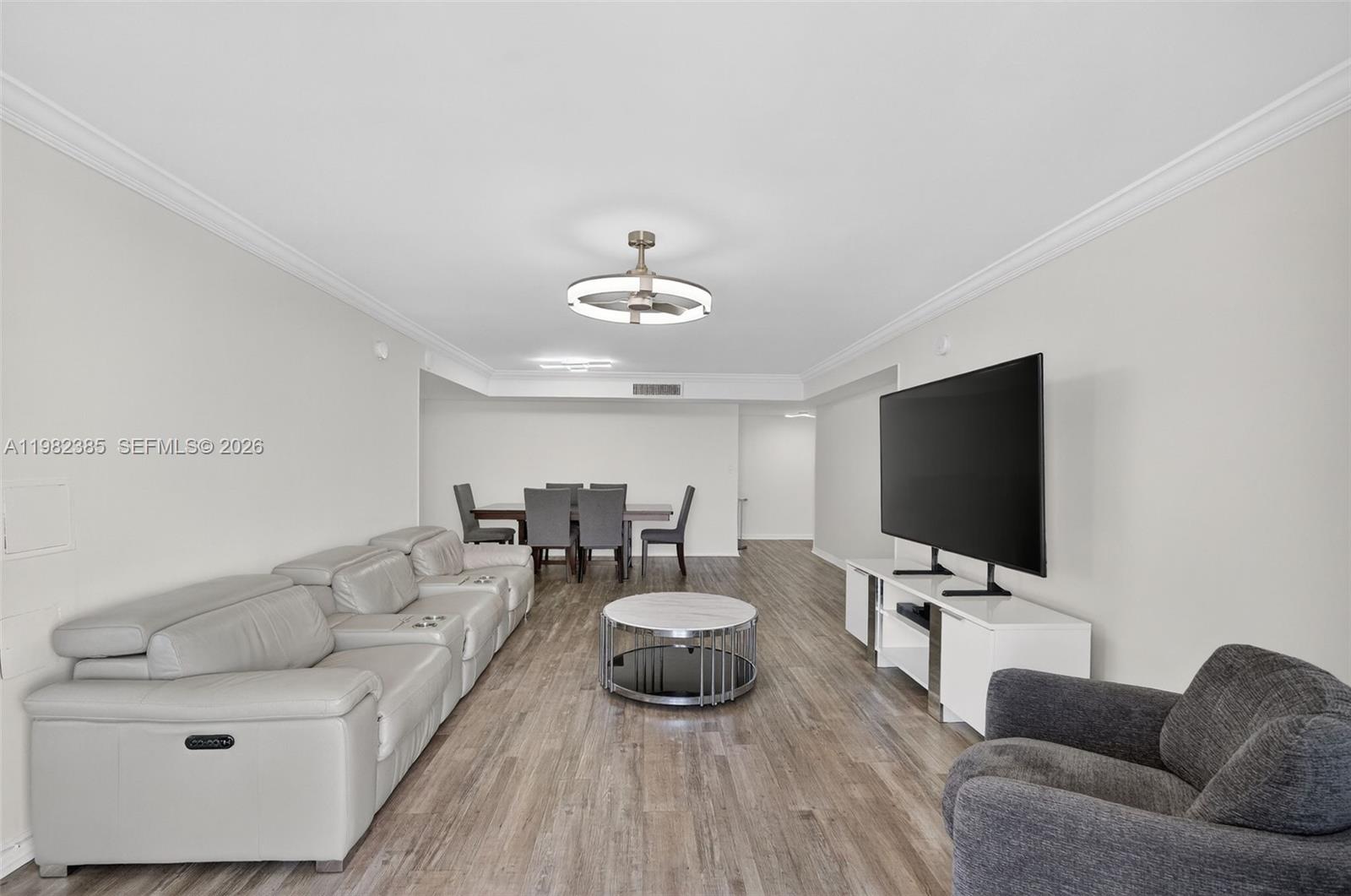 Undisclosed Address Miami Beach, FL 33140