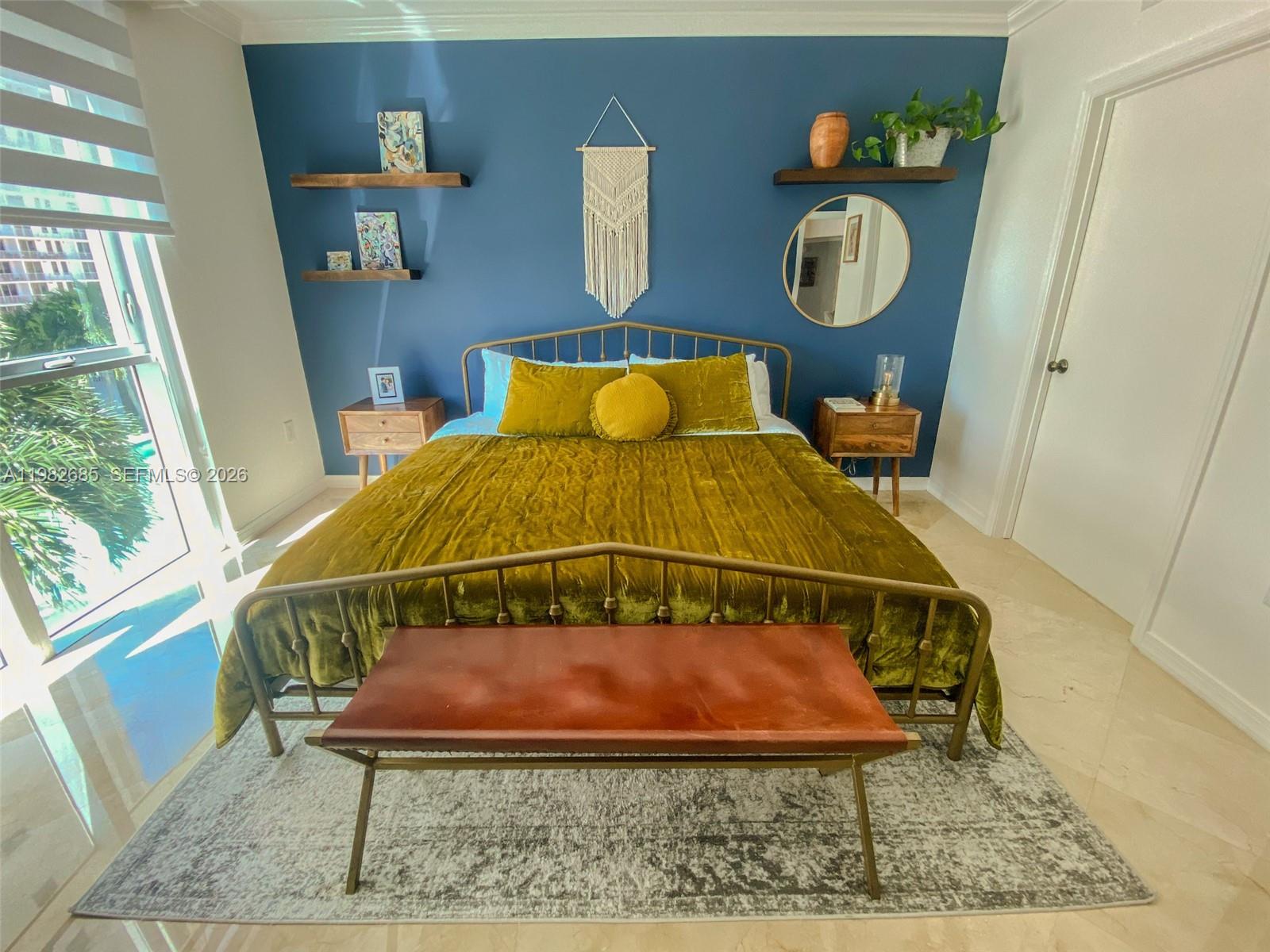 9055 SW 73rd Ct #908 Miami, FL 33156