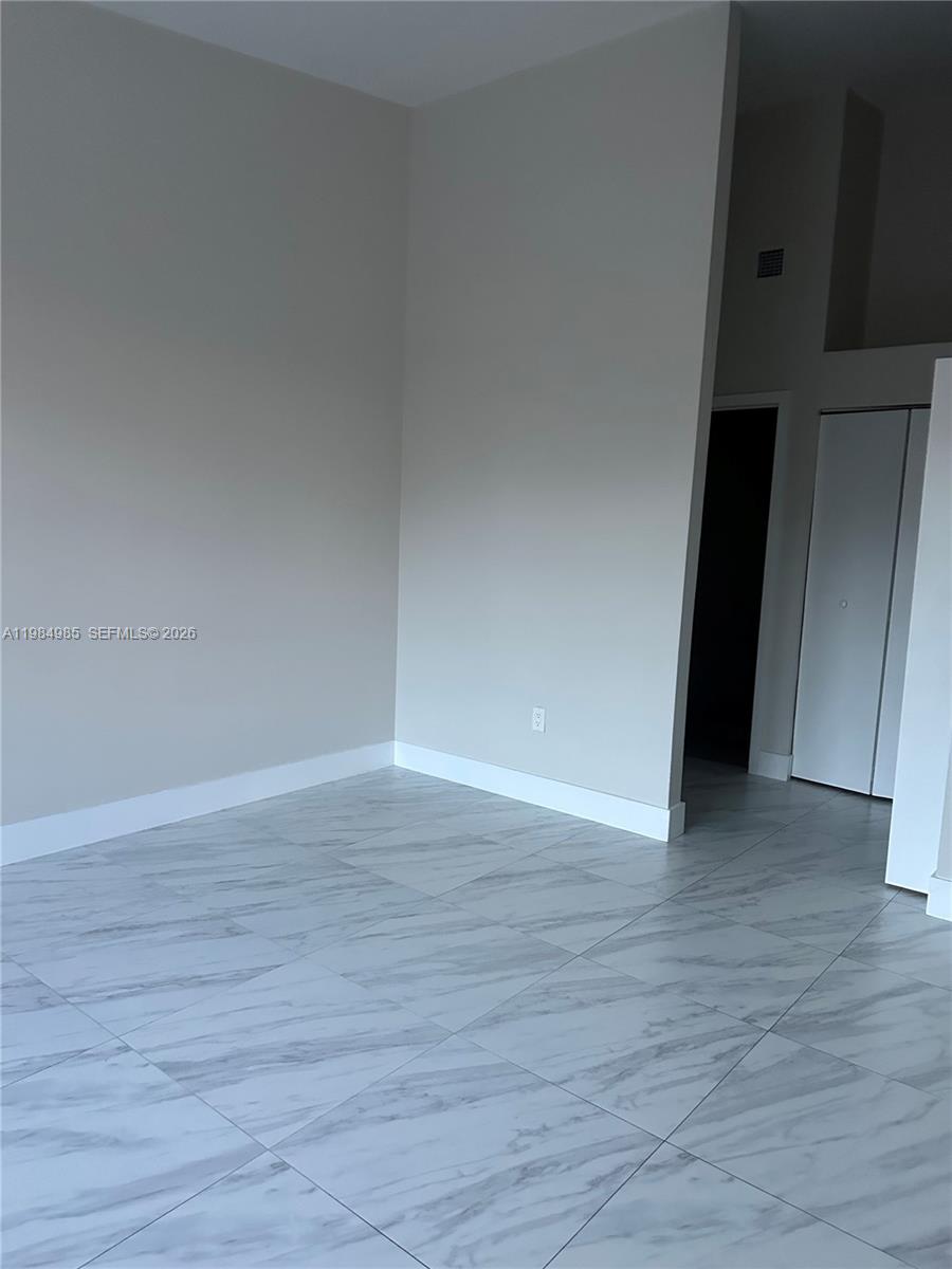 6708 NW 188th Ter Hialeah, FL 33015