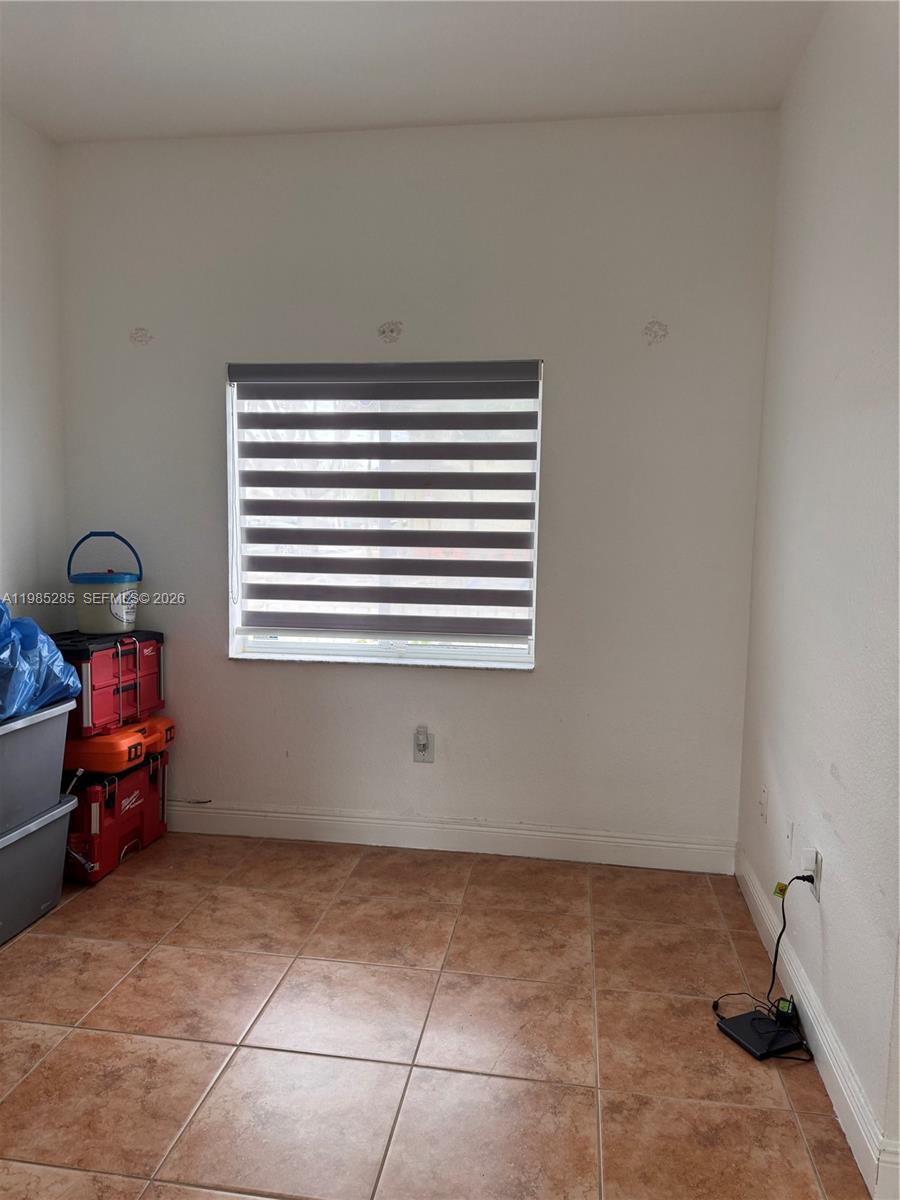 7400 NW 178th St #7400 Hialeah, FL 33015