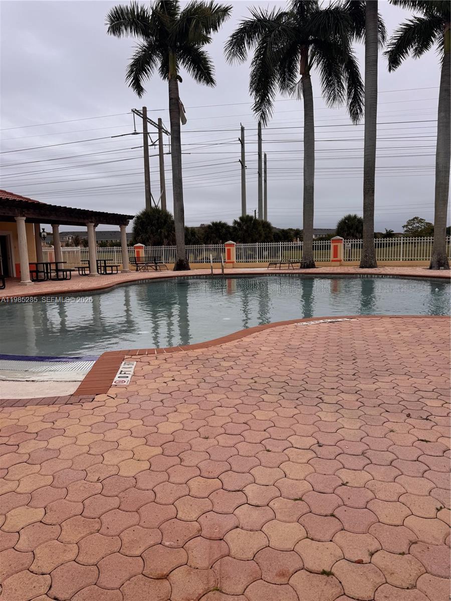 7400 NW 178th St #7400 Hialeah, FL 33015