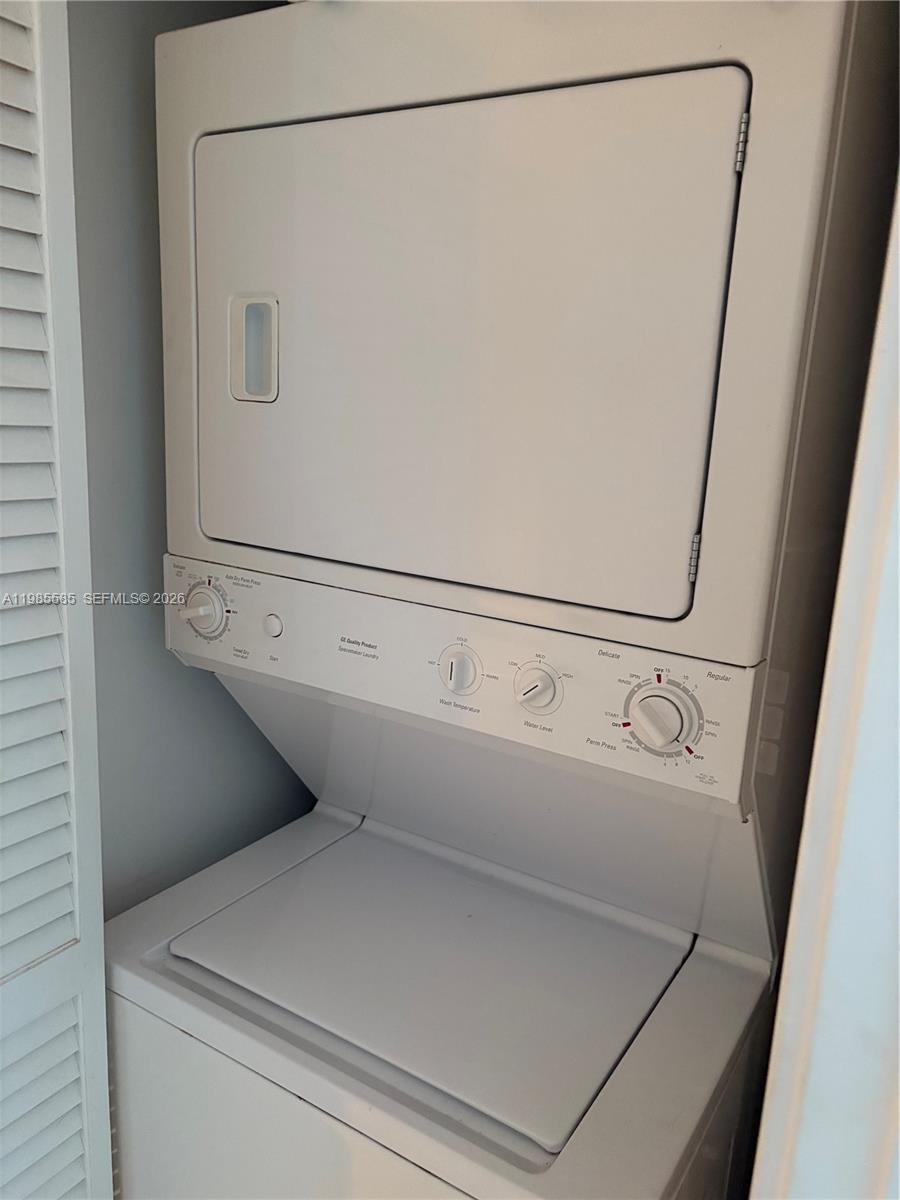 image Axis on Brickell North6