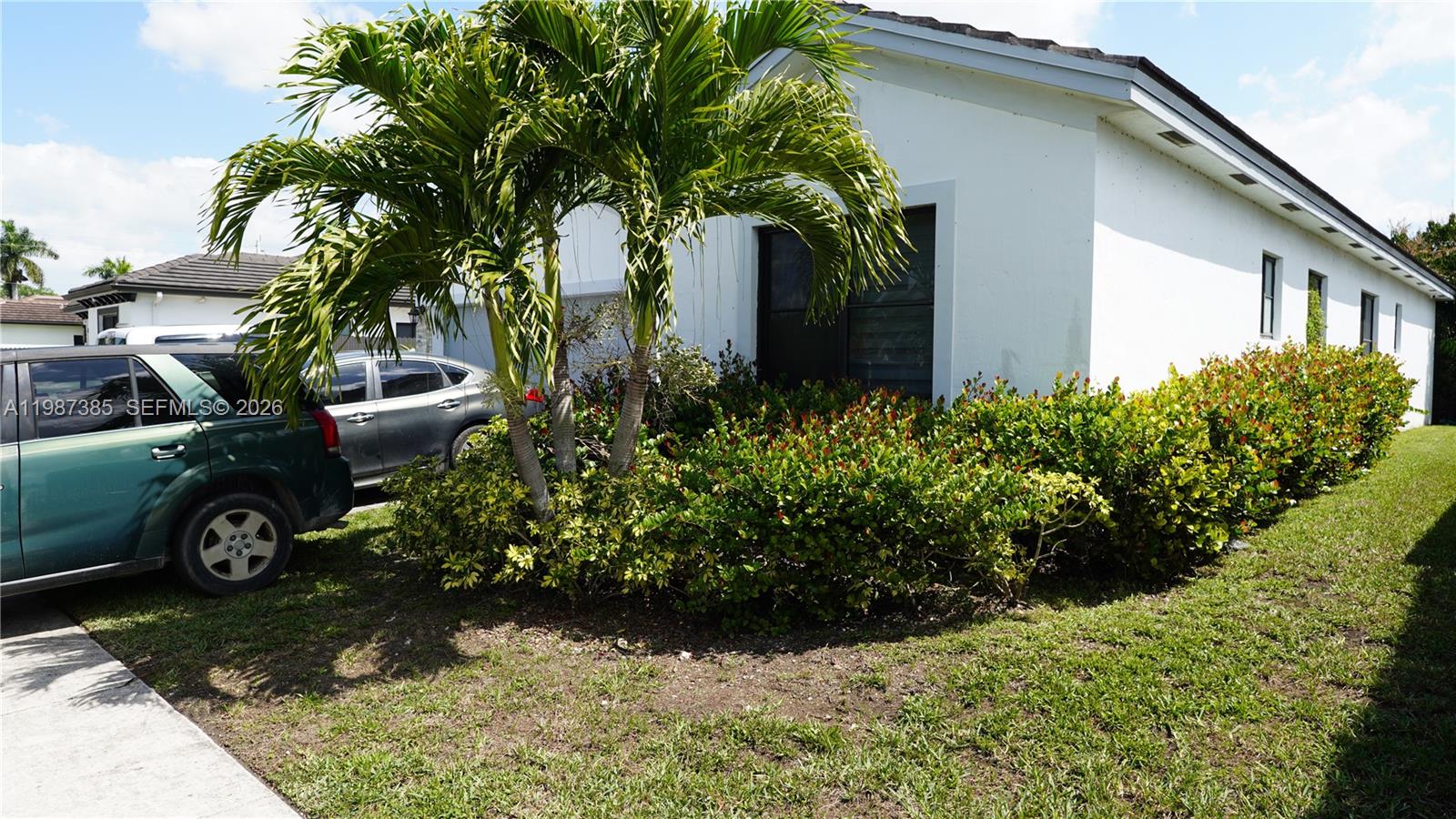 16869 SW 109th Pl Miami, FL 33157