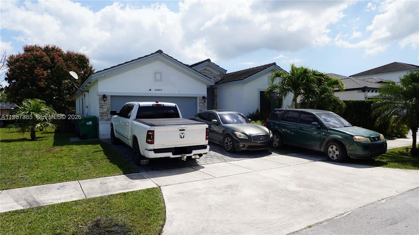 16869 SW 109th Pl Miami, FL 33157