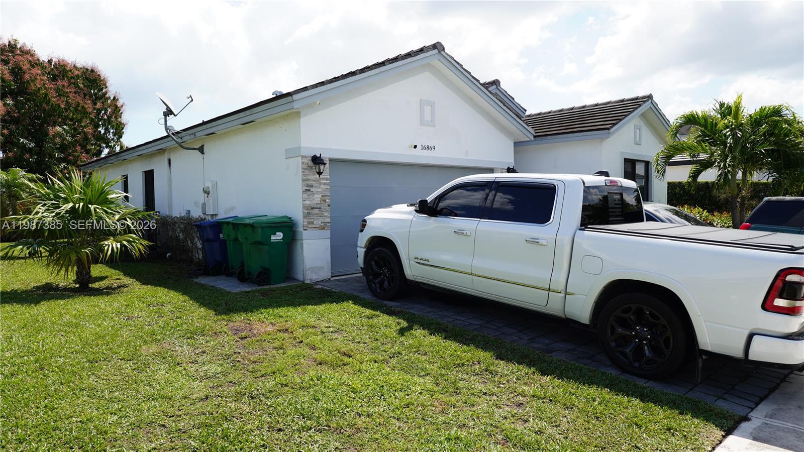 16869 SW 109th Pl Miami, FL 33157