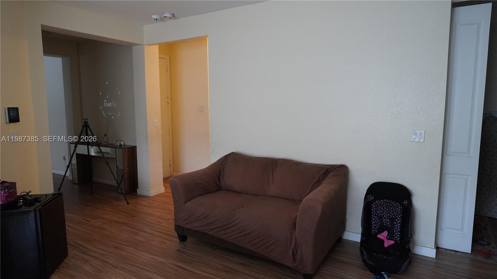 16869 SW 109th Pl Miami, FL 33157