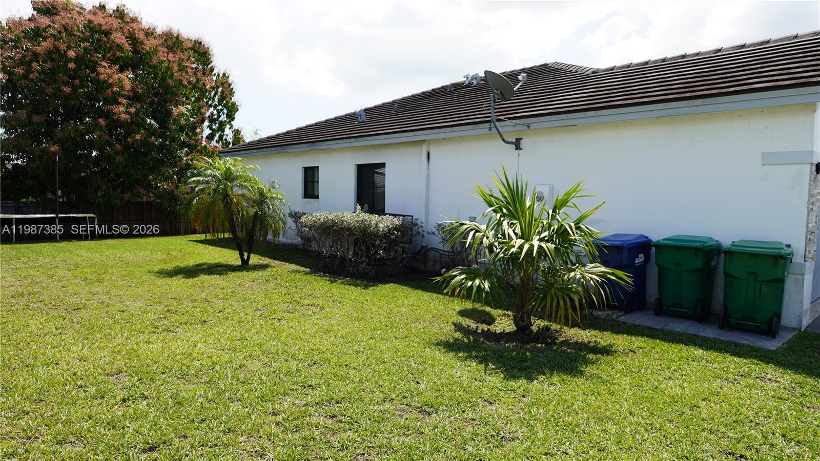 16869 SW 109th Pl Miami, FL 33157