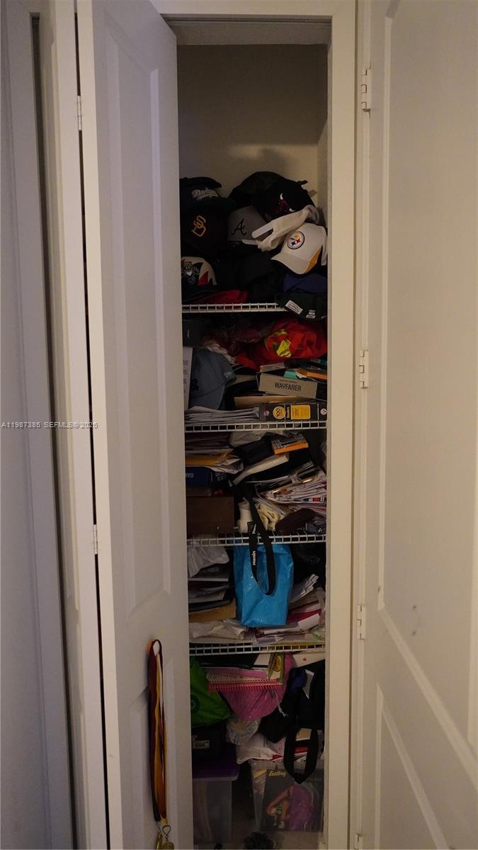 16869 SW 109th Pl Miami, FL 33157