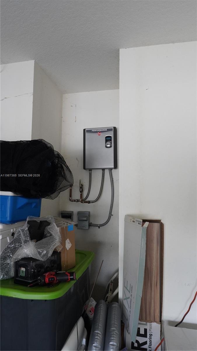 16869 SW 109th Pl Miami, FL 33157