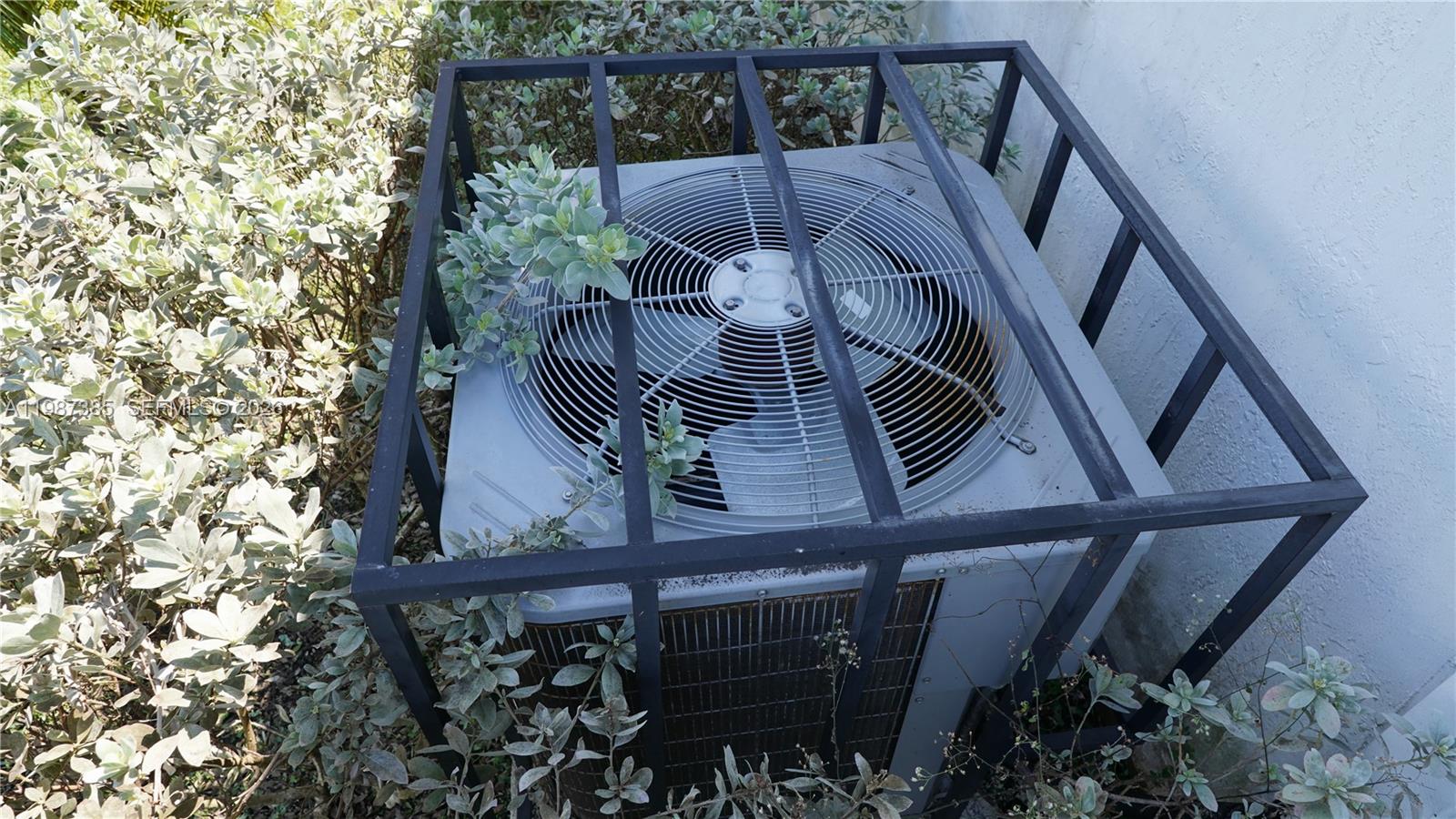 16869 SW 109th Pl Miami, FL 33157