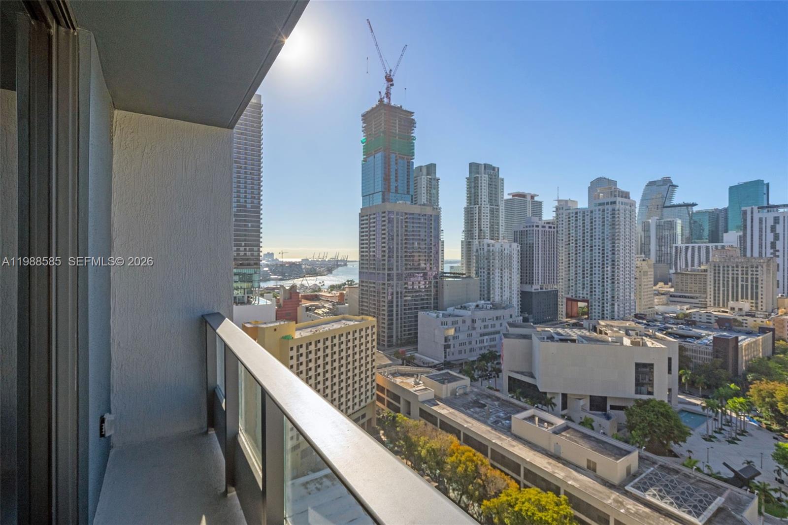 121 NE 5th St #2304 Miami, FL 33132