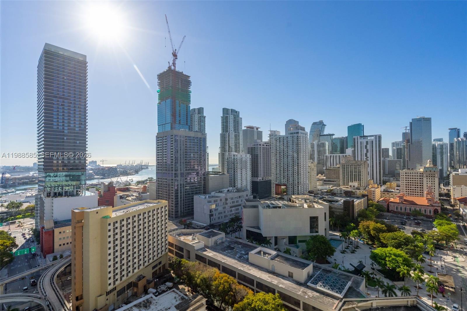 121 NE 5th St #2304 Miami, FL 33132