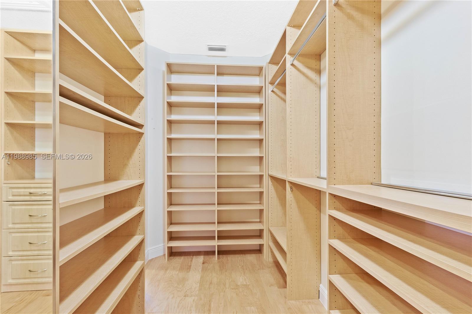 10091 NW 7th St Plantation, FL 33324