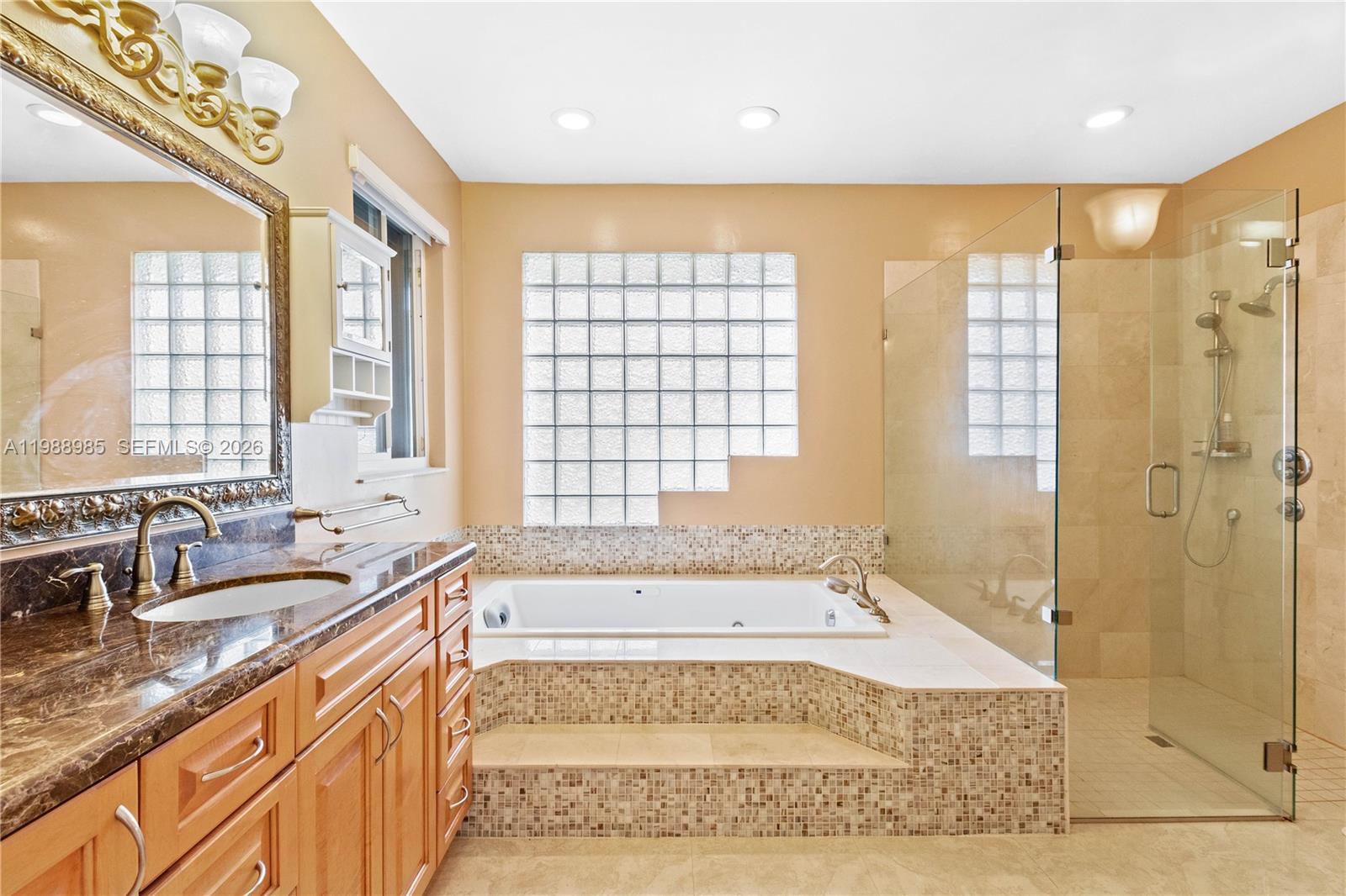 10091 NW 7th St Plantation, FL 33324