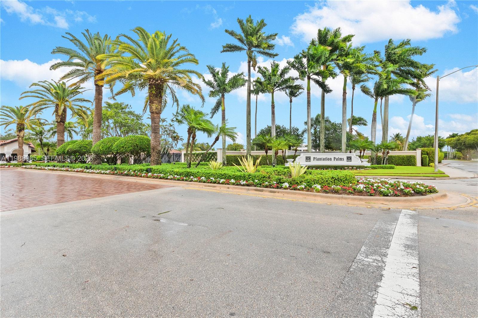 10091 NW 7th St Plantation, FL 33324