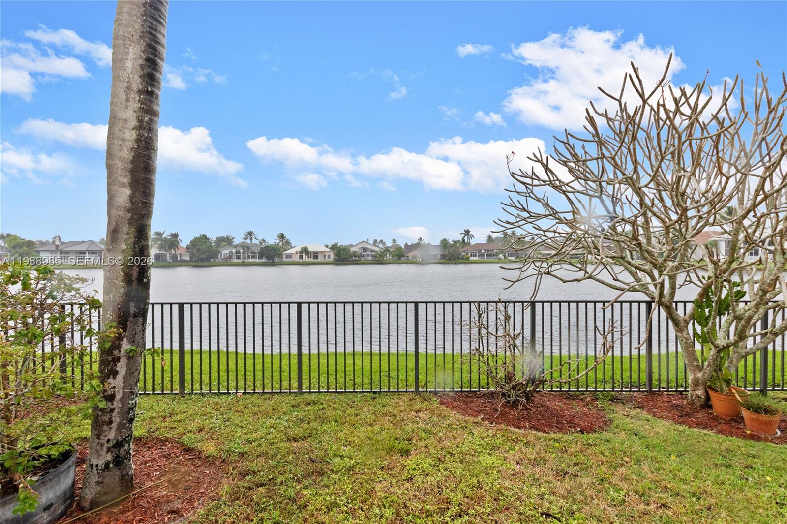 10091 NW 7th St Plantation, FL 33324