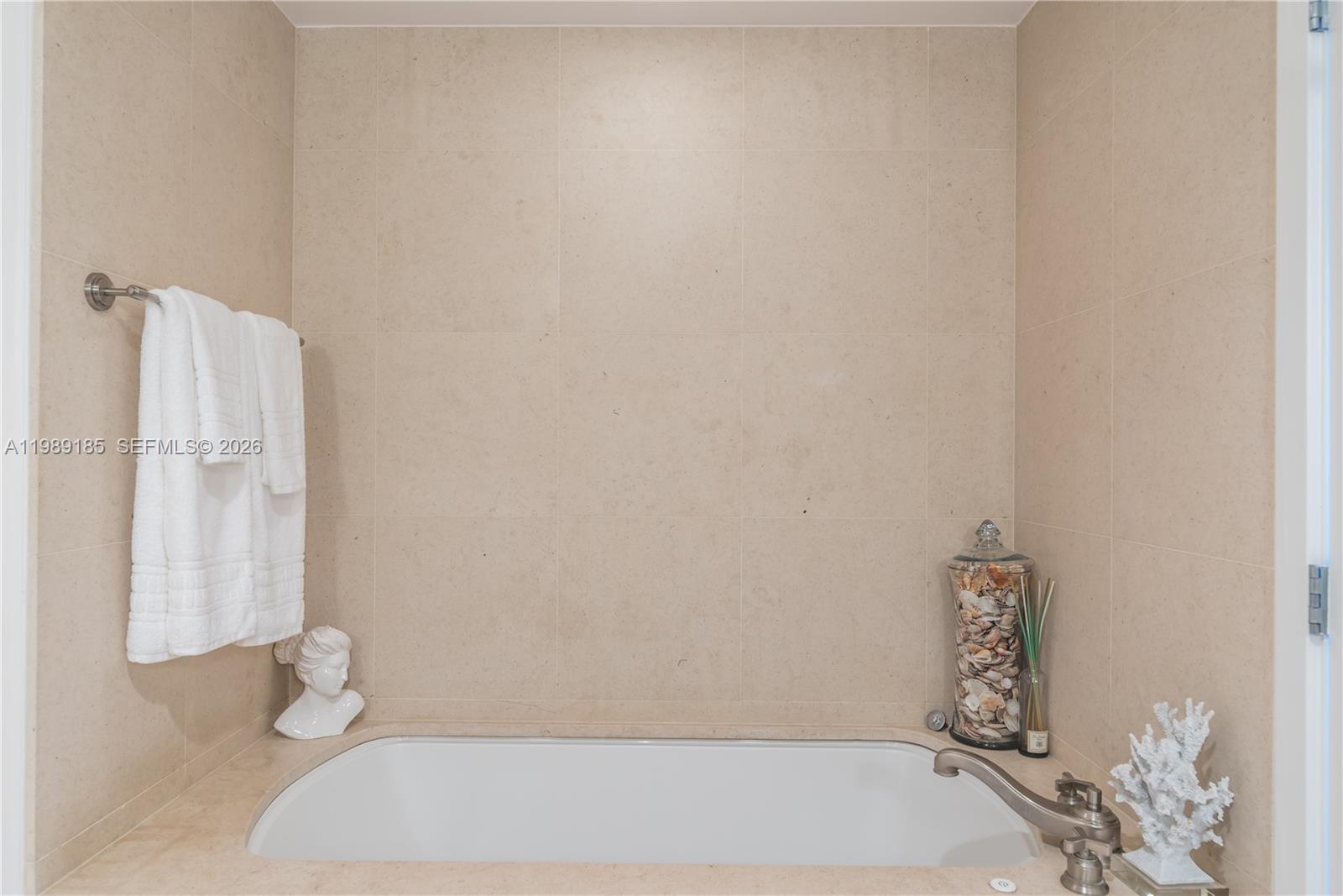 image The Carillon North Tower12