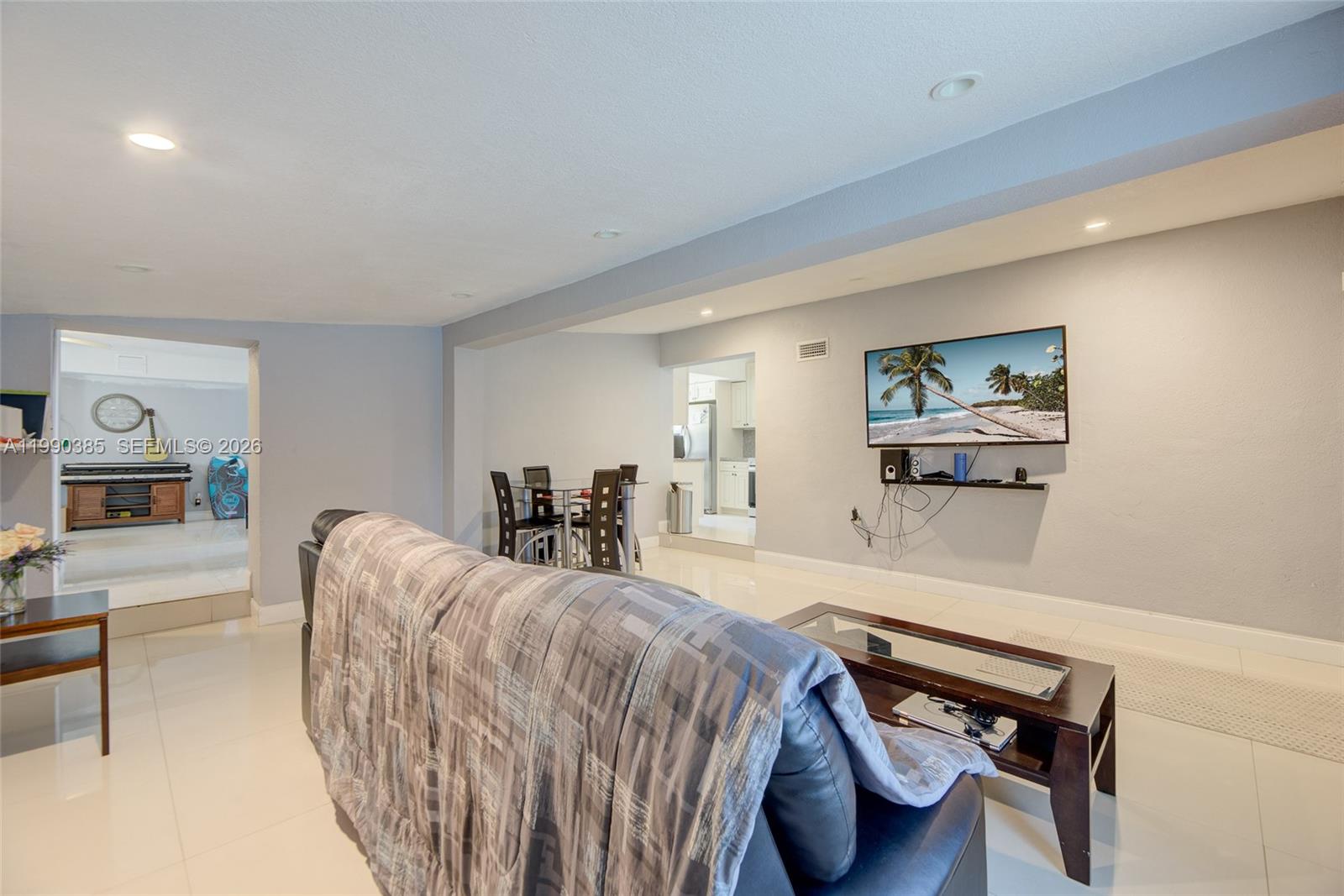 3811 SW 47th Ave West Park, FL 33023