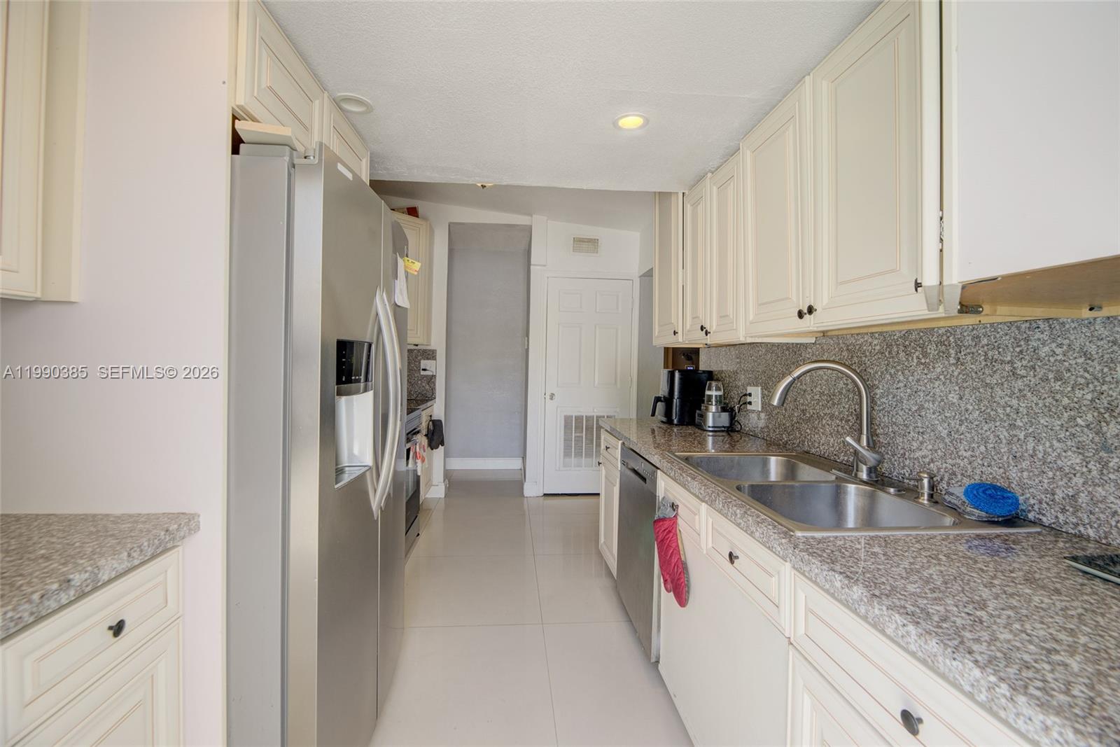 3811 SW 47th Ave West Park, FL 33023