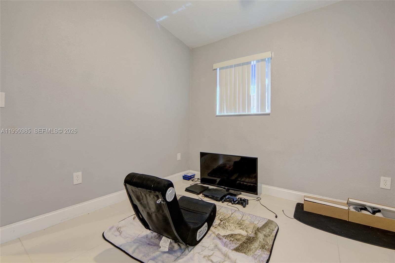 3811 SW 47th Ave West Park, FL 33023