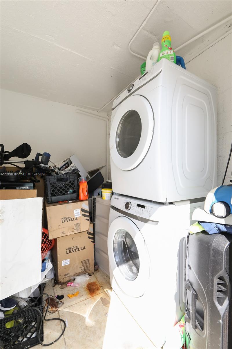 3811 SW 47th Ave West Park, FL 33023