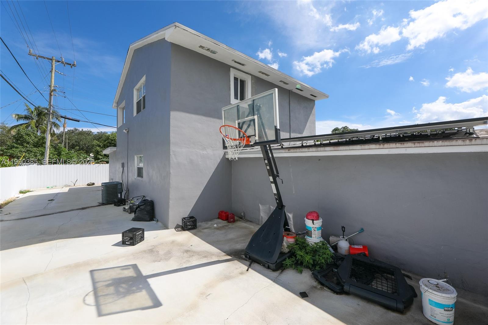 3811 SW 47th Ave West Park, FL 33023