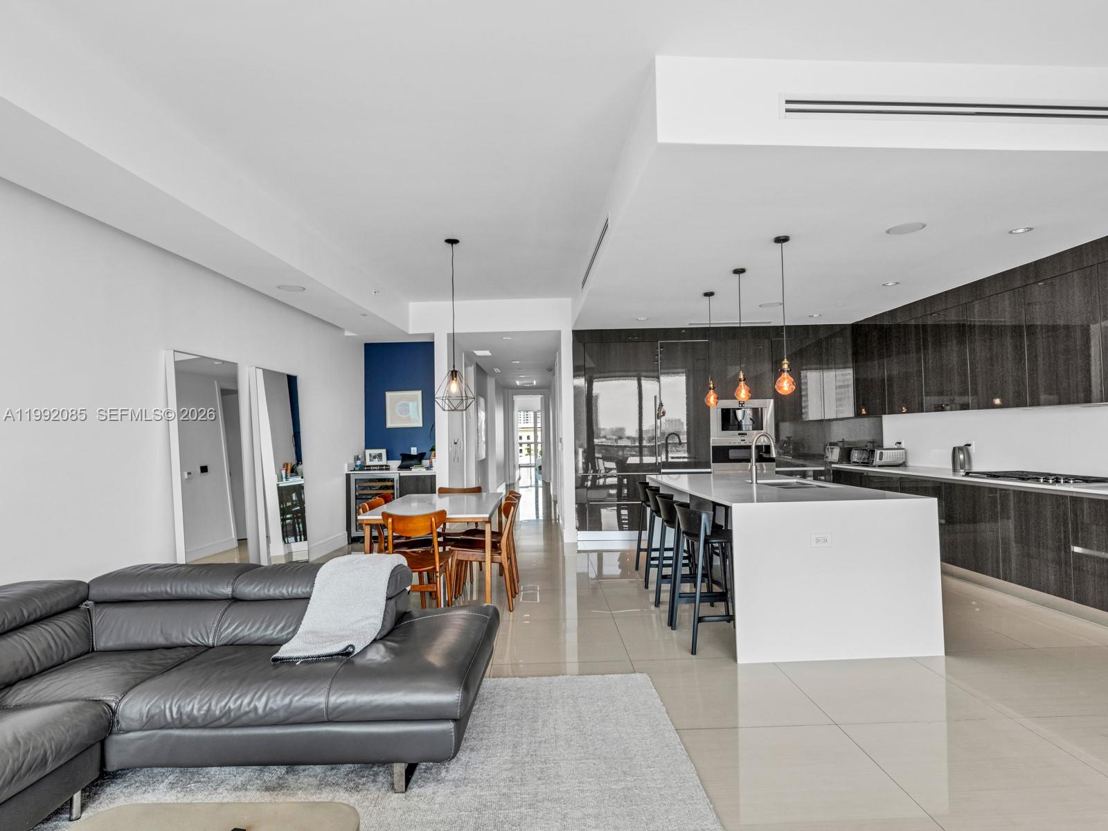 3300 NE 188th St #511 Aventura, FL 33180