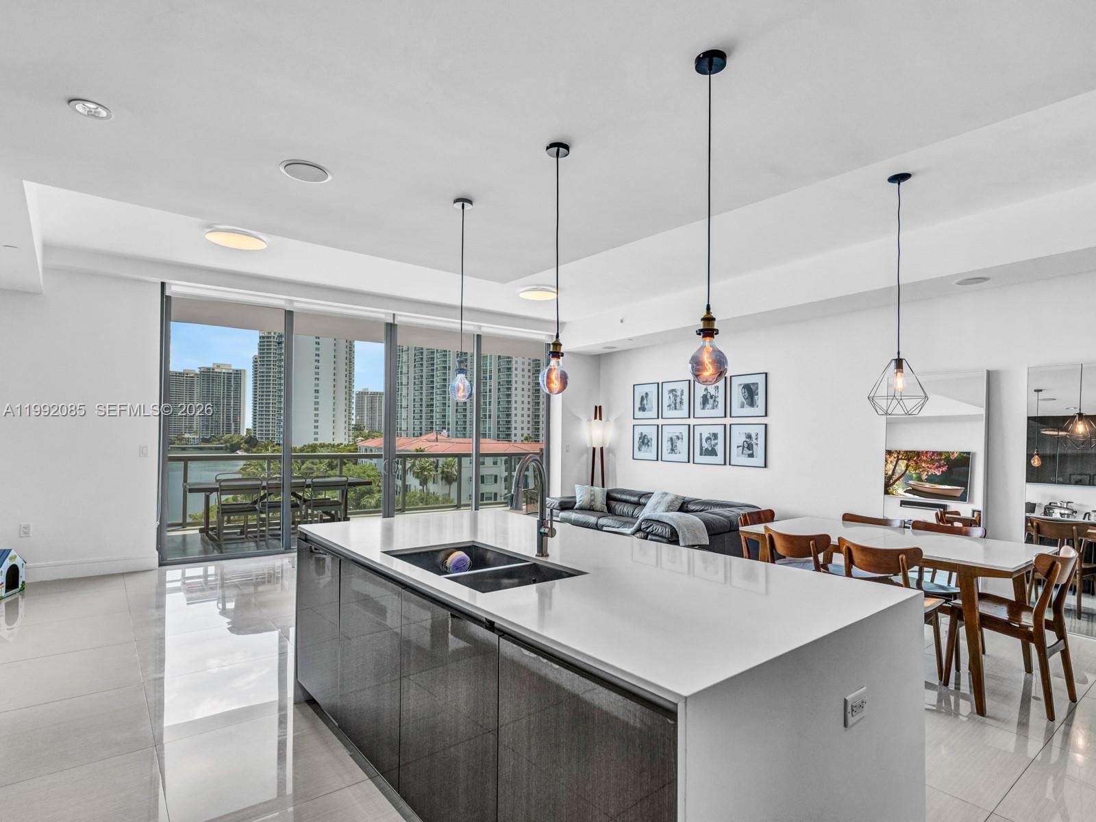 3300 NE 188th St #511 Aventura, FL 33180