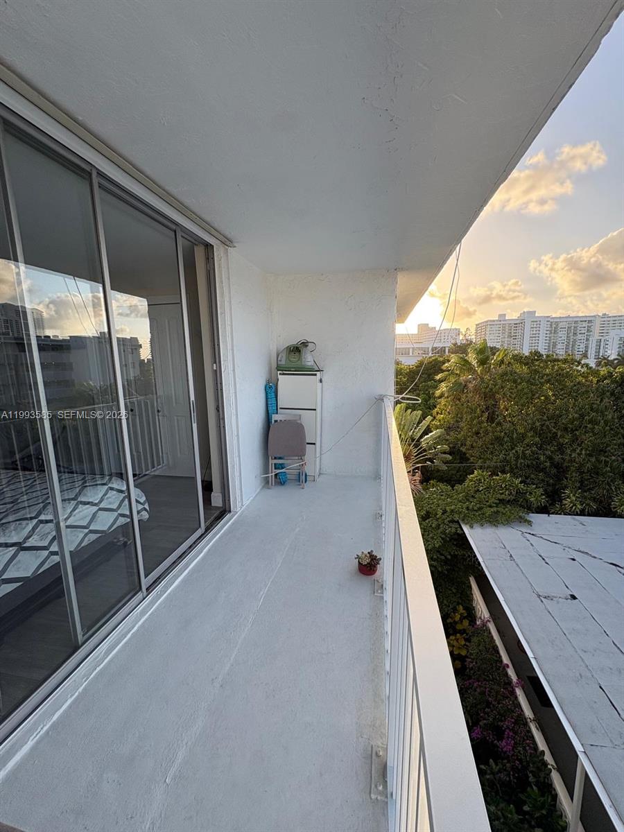910 Michigan Ave #505 Miami Beach, FL 33139