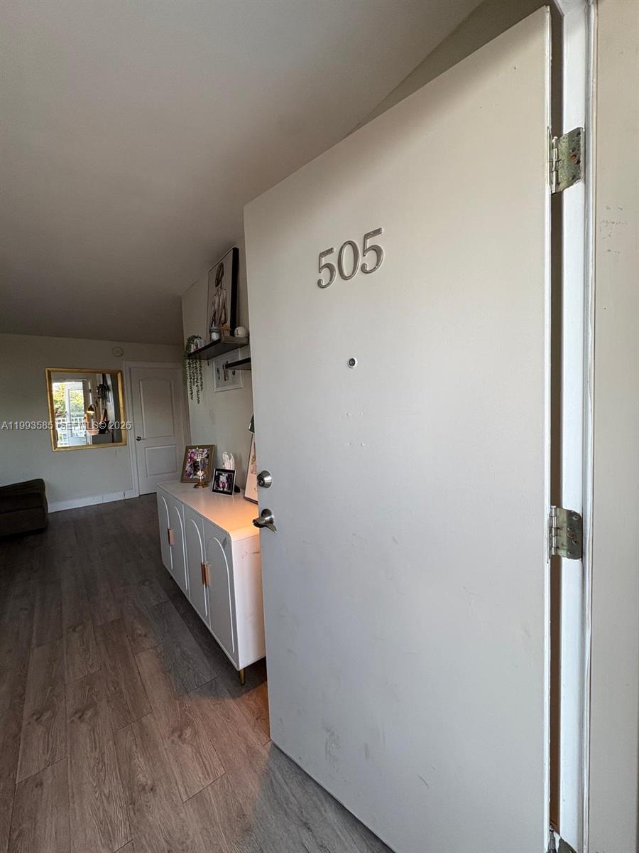 910 Michigan Ave #505 Miami Beach, FL 33139