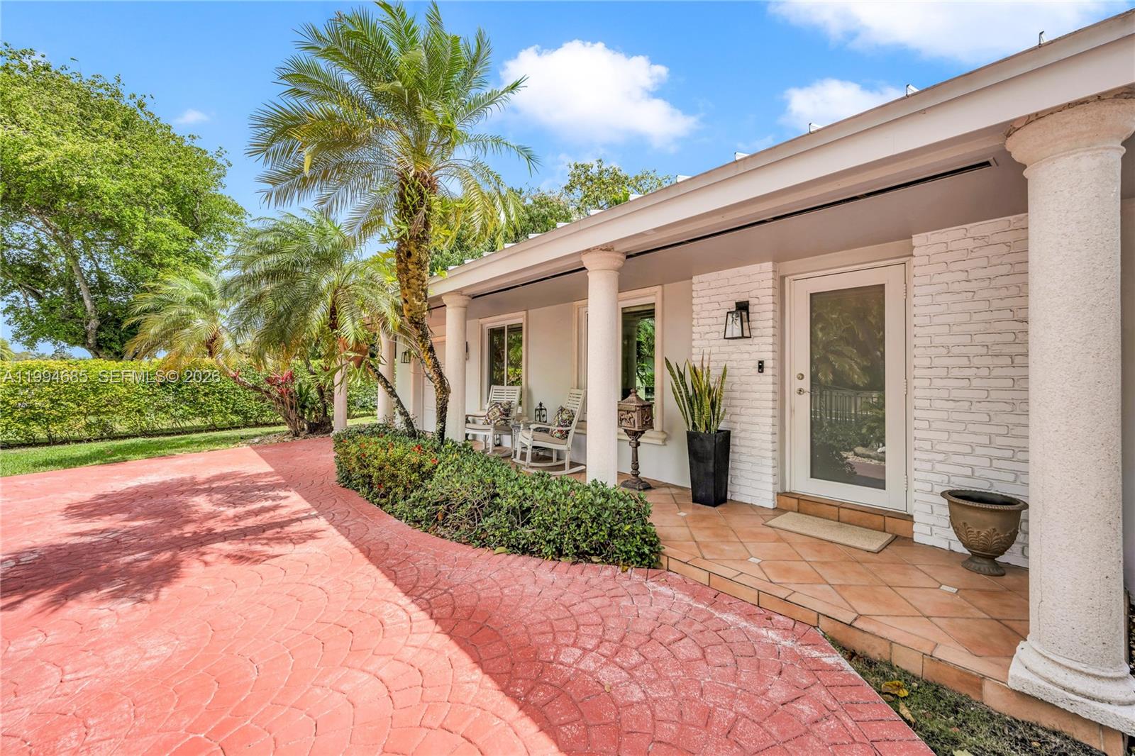 8541 SW 87th Ct Miami, FL 33173