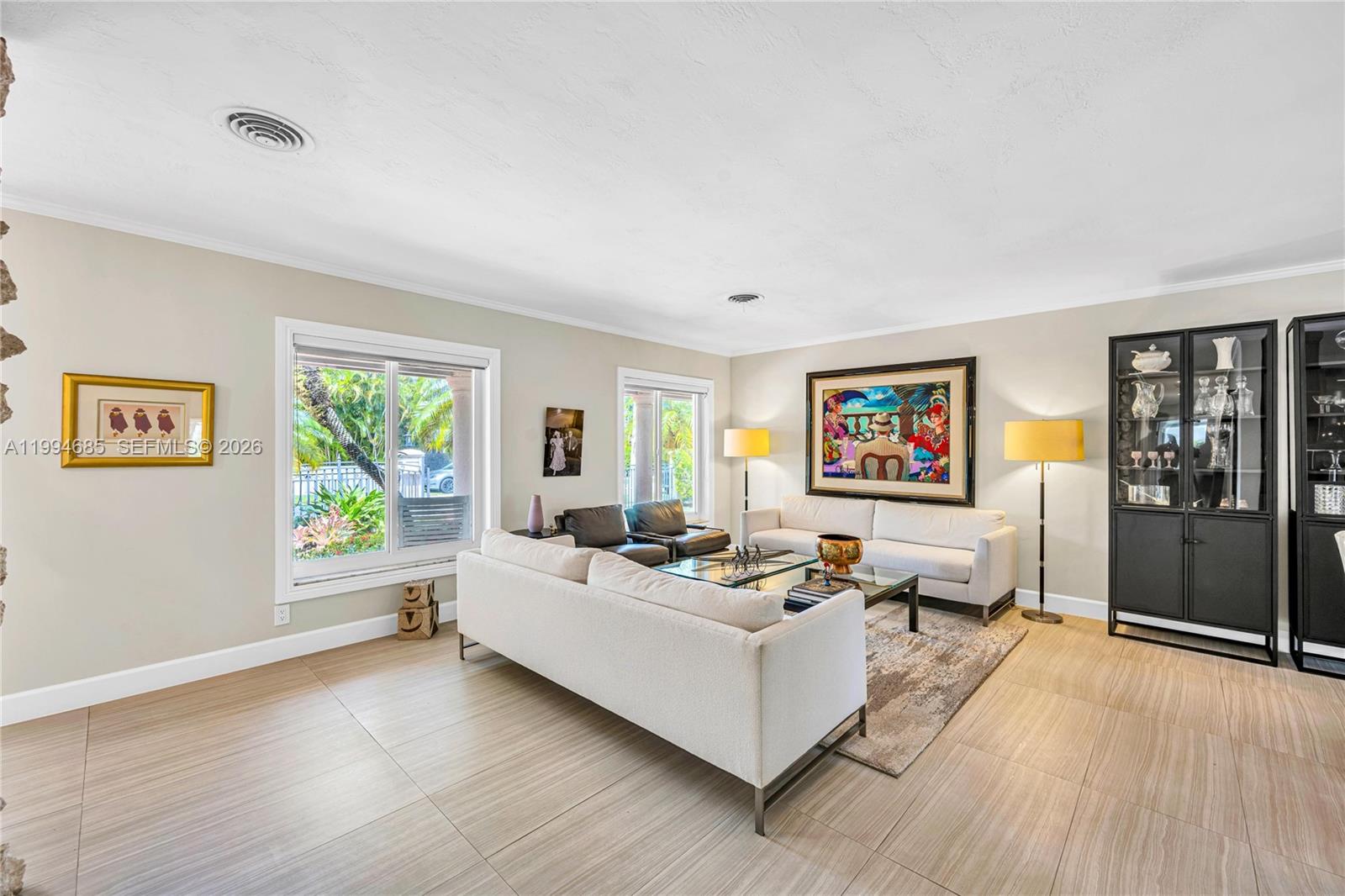 8541 SW 87th Ct Miami, FL 33173