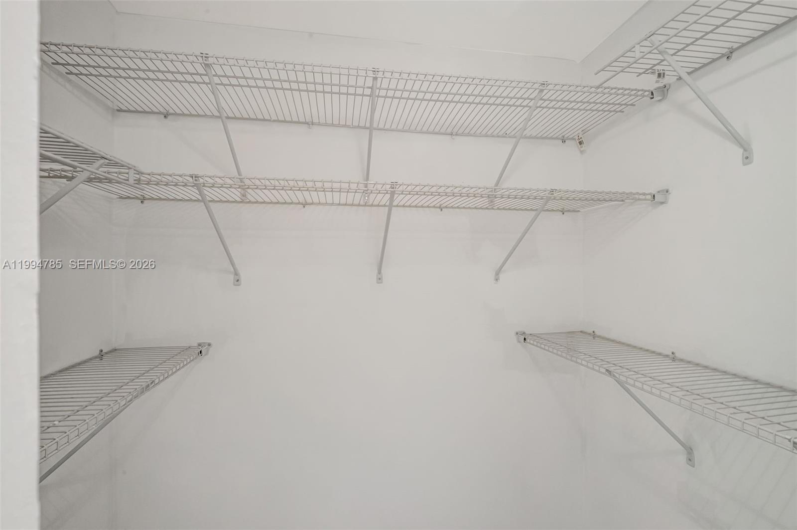 image Brickell Bay Club20